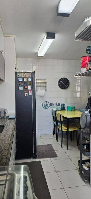 Cobertura à venda com 4 quartos, 230m² - Foto 9