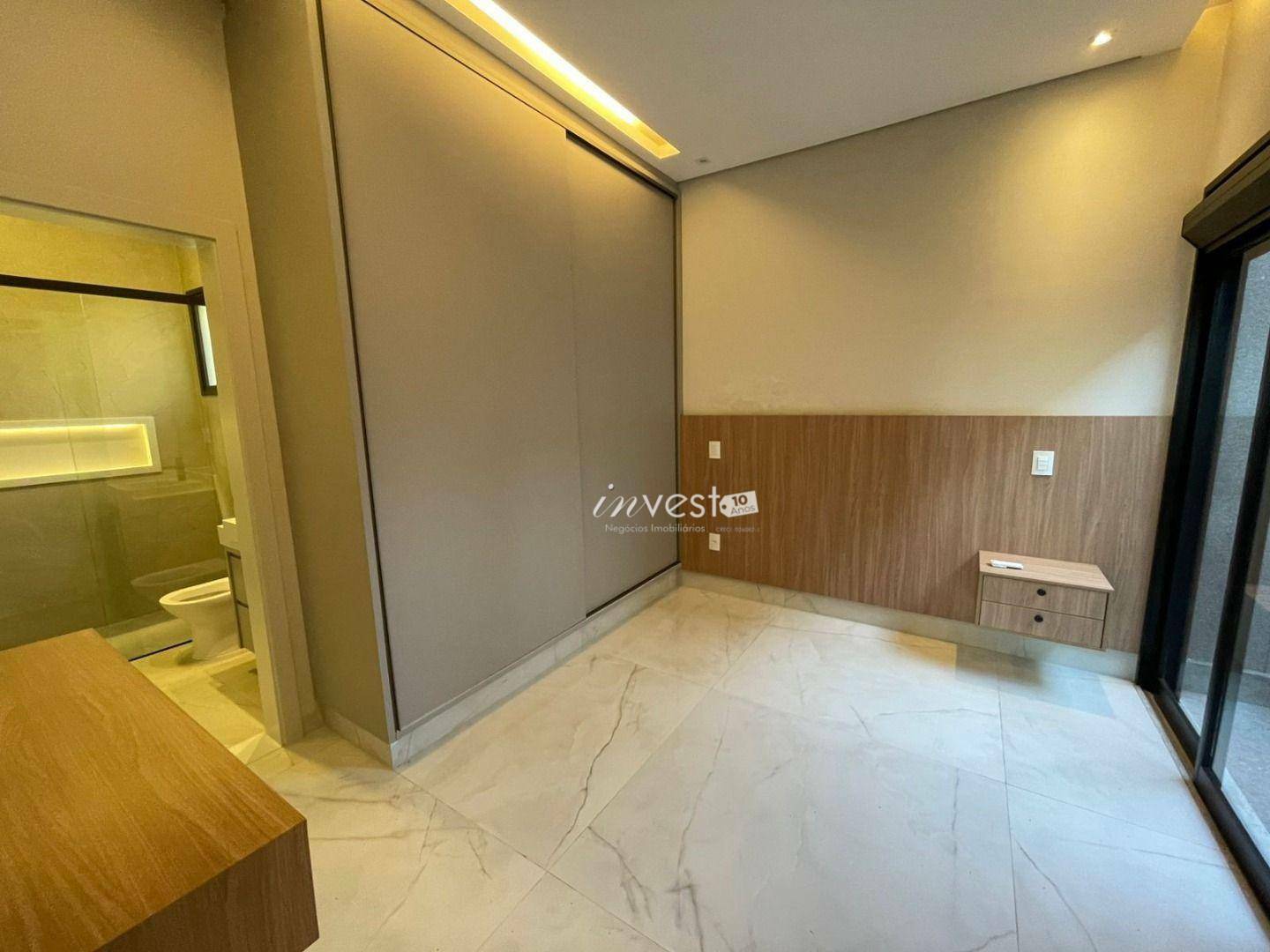 Casa à venda com 4 quartos, 273m² - Foto 8