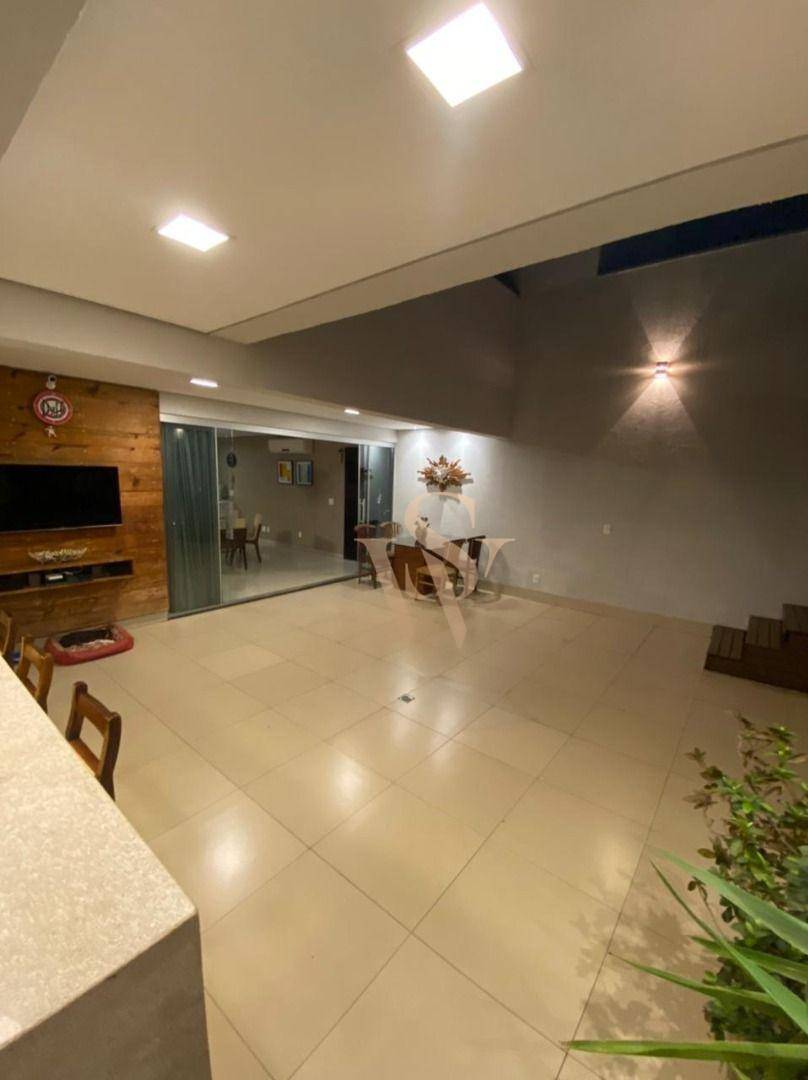 Apartamento à venda com 3 quartos, 220m² - Foto 30