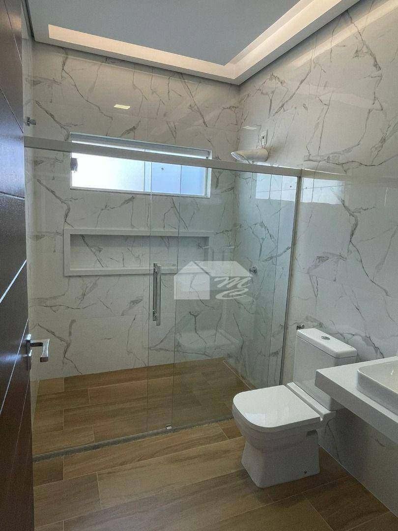 Casa à venda com 4 quartos, 250m² - Foto 29