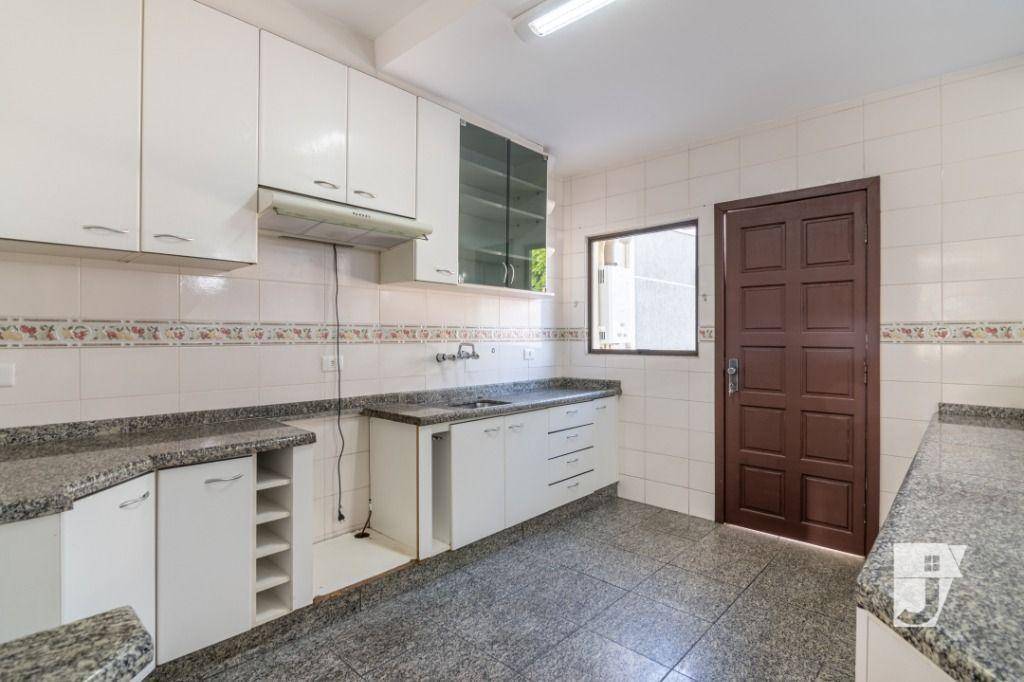 Sobrado para alugar com 3 quartos, 248m² - Foto 5