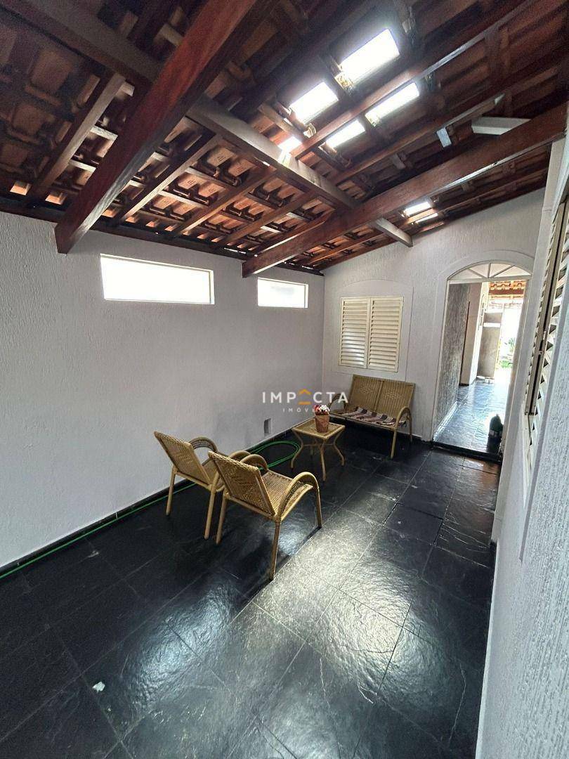 Casa à venda com 4 quartos, 252m² - Foto 23