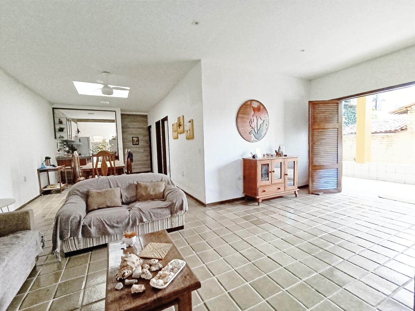 Casa à venda com 5 quartos, 350m² - Foto 4