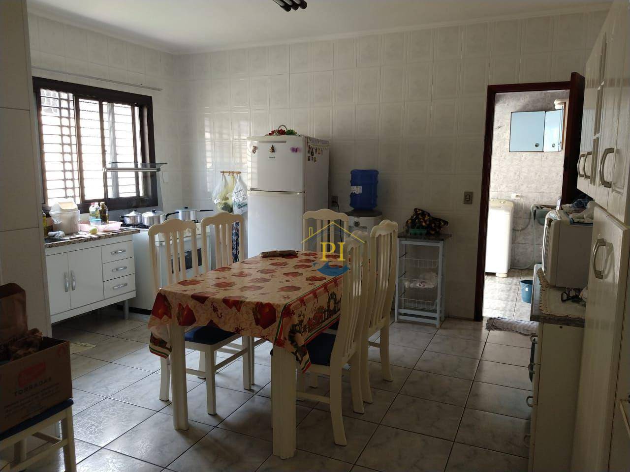 Casa à venda com 3 quartos, 1m² - Foto 7