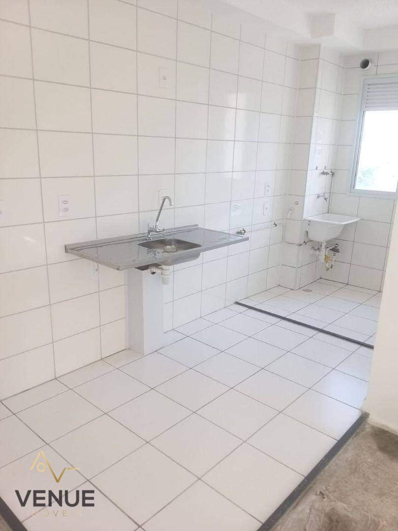 Apartamento à venda com 2 quartos, 41m² - Foto 7