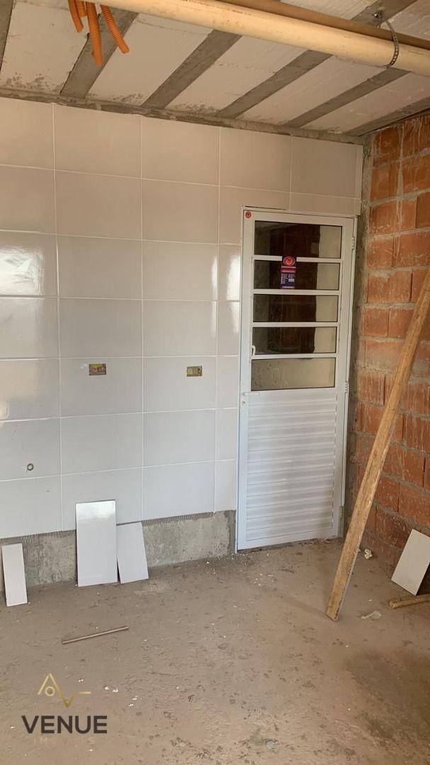 Apartamento à venda com 2 quartos, 40m² - Foto 2