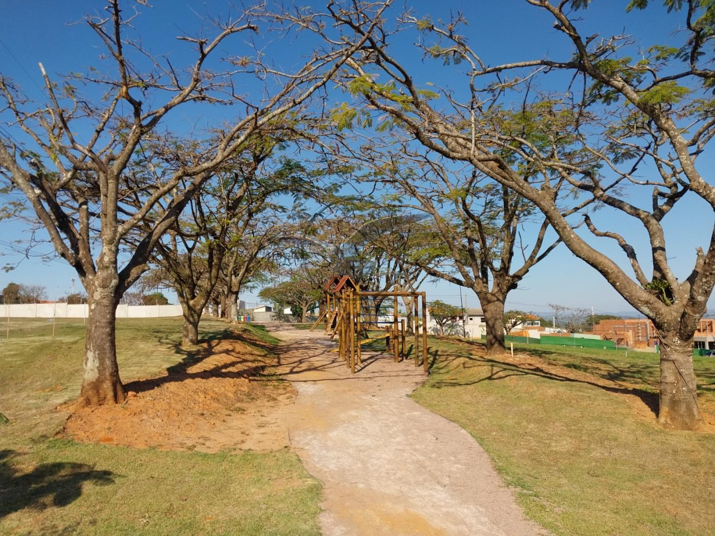 Casa de Condomínio à venda com 3 quartos, 360m² - Foto 38