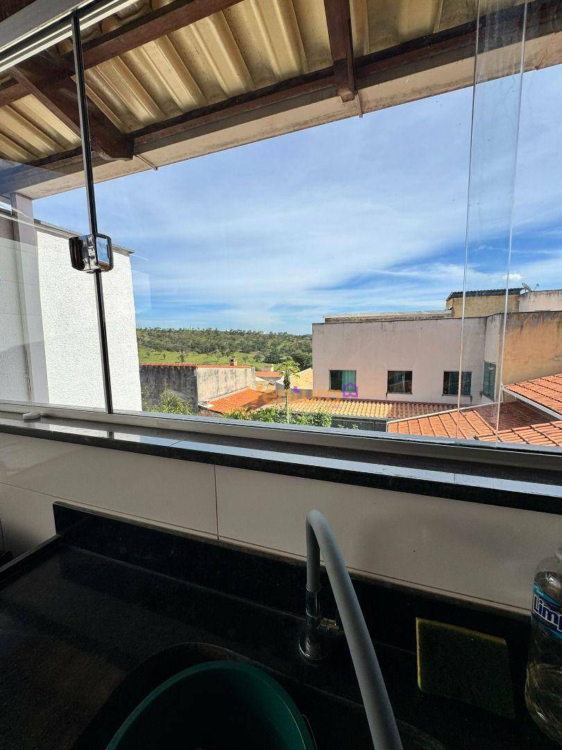 Casa, 4 quartos, 220 m² - Foto 12