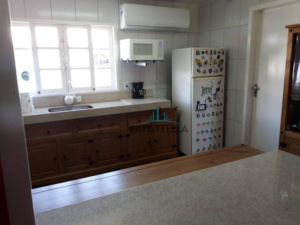 Casa à venda com 3 quartos, 140m² - Foto 21