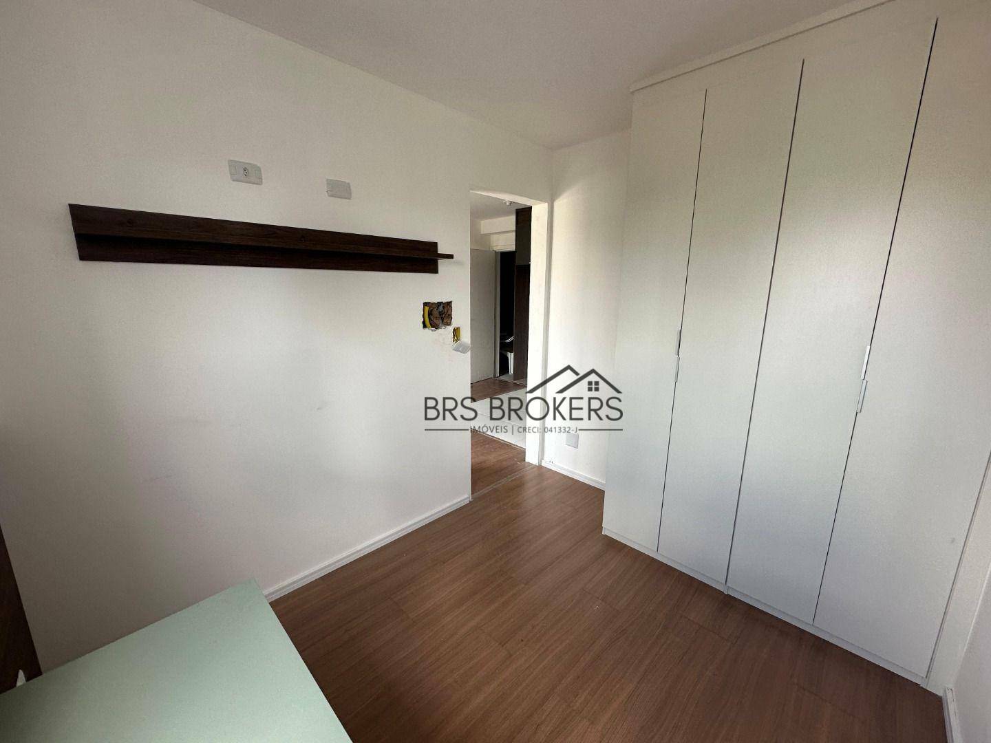 Apartamento à venda com 2 quartos, 42m² - Foto 3