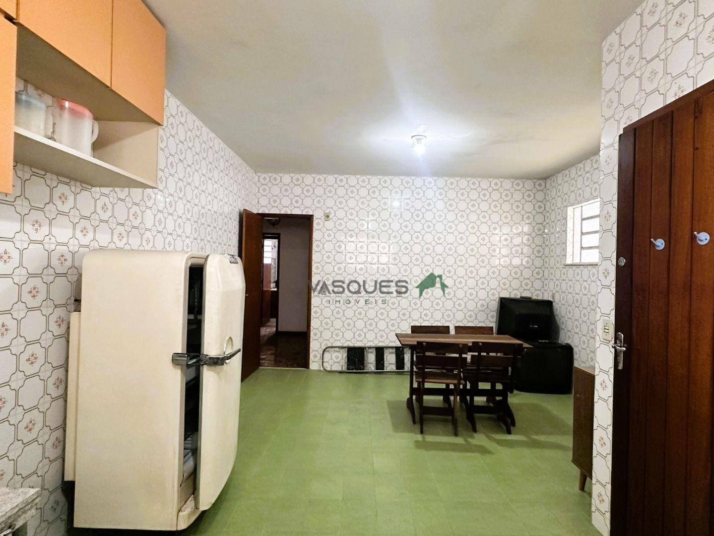 Casa à venda com 3 quartos, 150m² - Foto 15