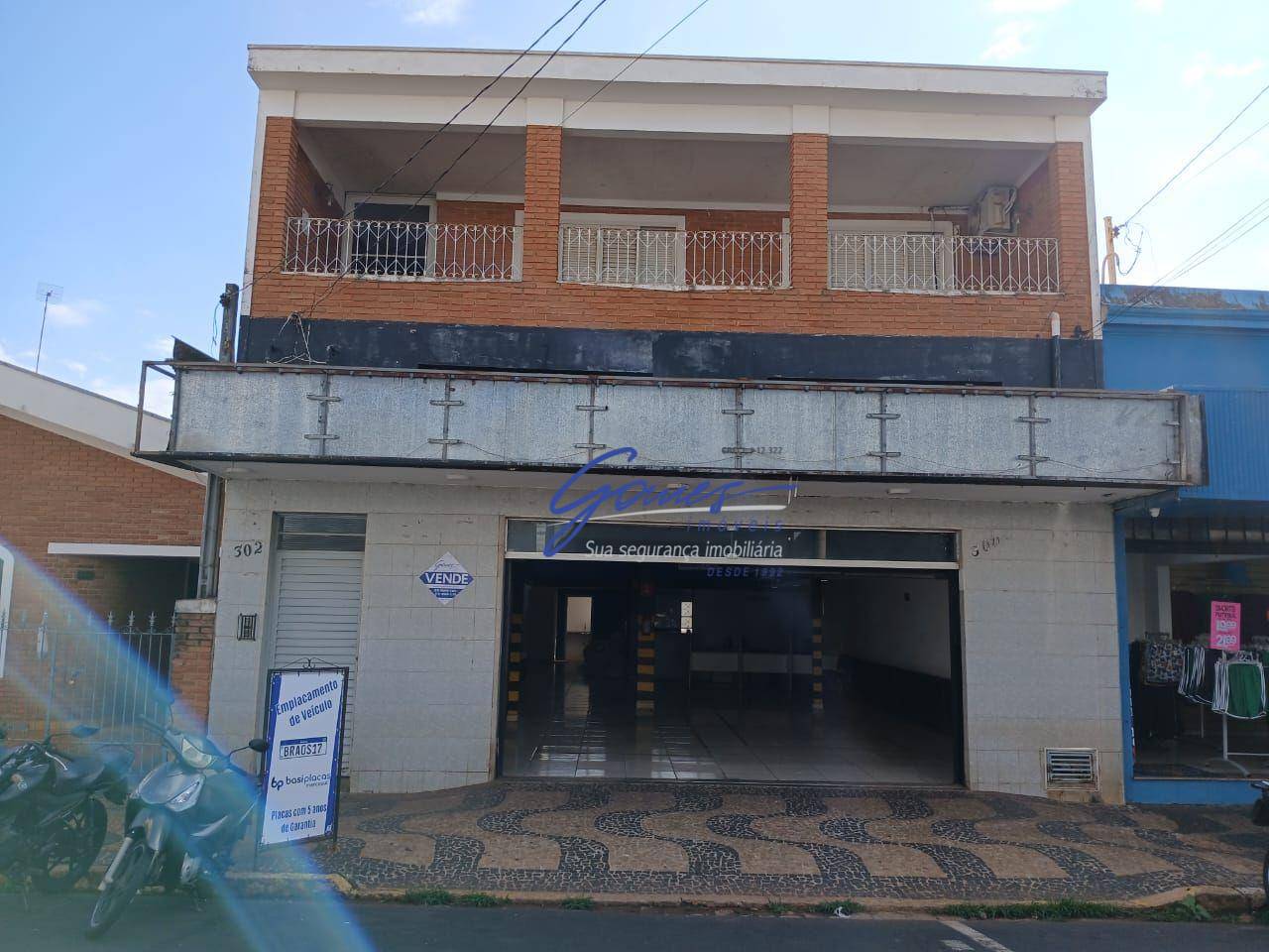 Sobrado à venda com 3 quartos, 527m² - Foto 1