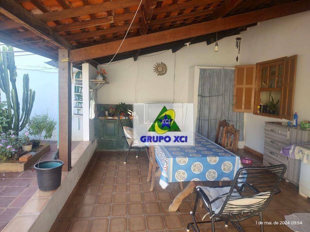 Casa de Condomínio à venda com 3 quartos, 190m² - Foto 19