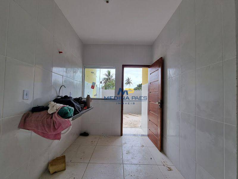 Casa à venda com 2 quartos, 70M2 - Foto 4