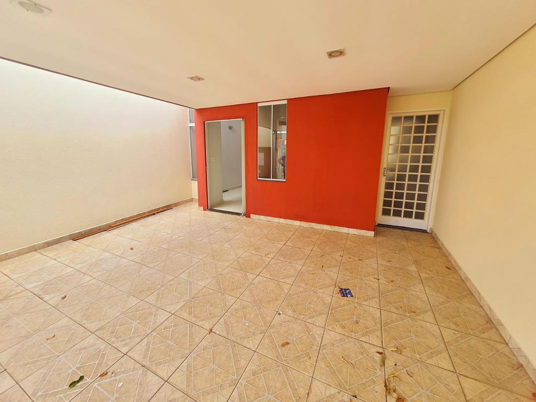 Casa para alugar com 3 quartos, 210m² - Foto 6