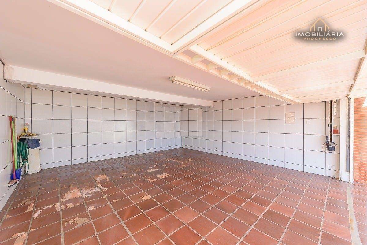 Sobrado à venda com 3 quartos, 220m² - Foto 18