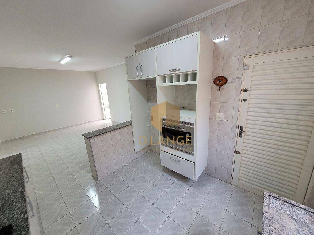 Casa para alugar com 3 quartos, 199m² - Foto 15