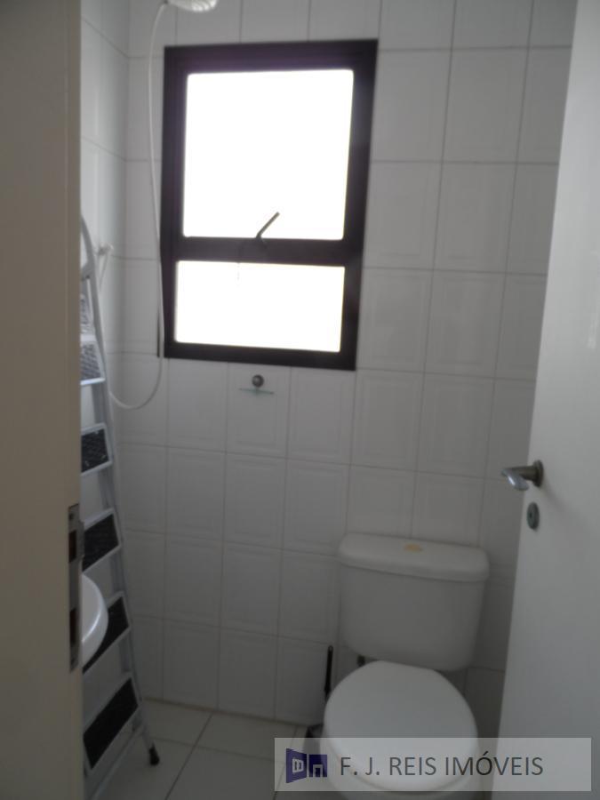 Apartamento à venda com 3 quartos, 180m² - Foto 15