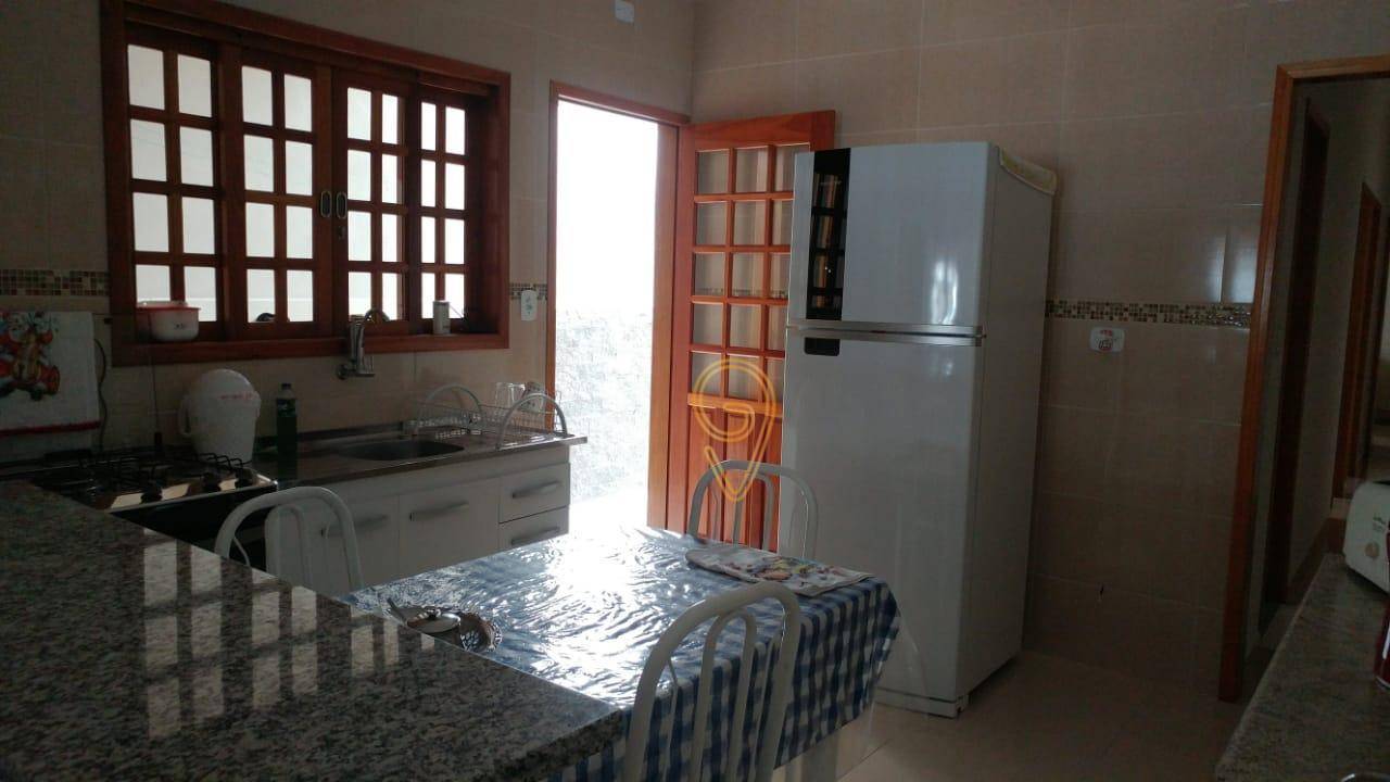 Casa à venda com 3 quartos, 107m² - Foto 10