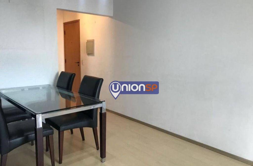 Apartamento à venda com 2 quartos, 64m² - Foto 3