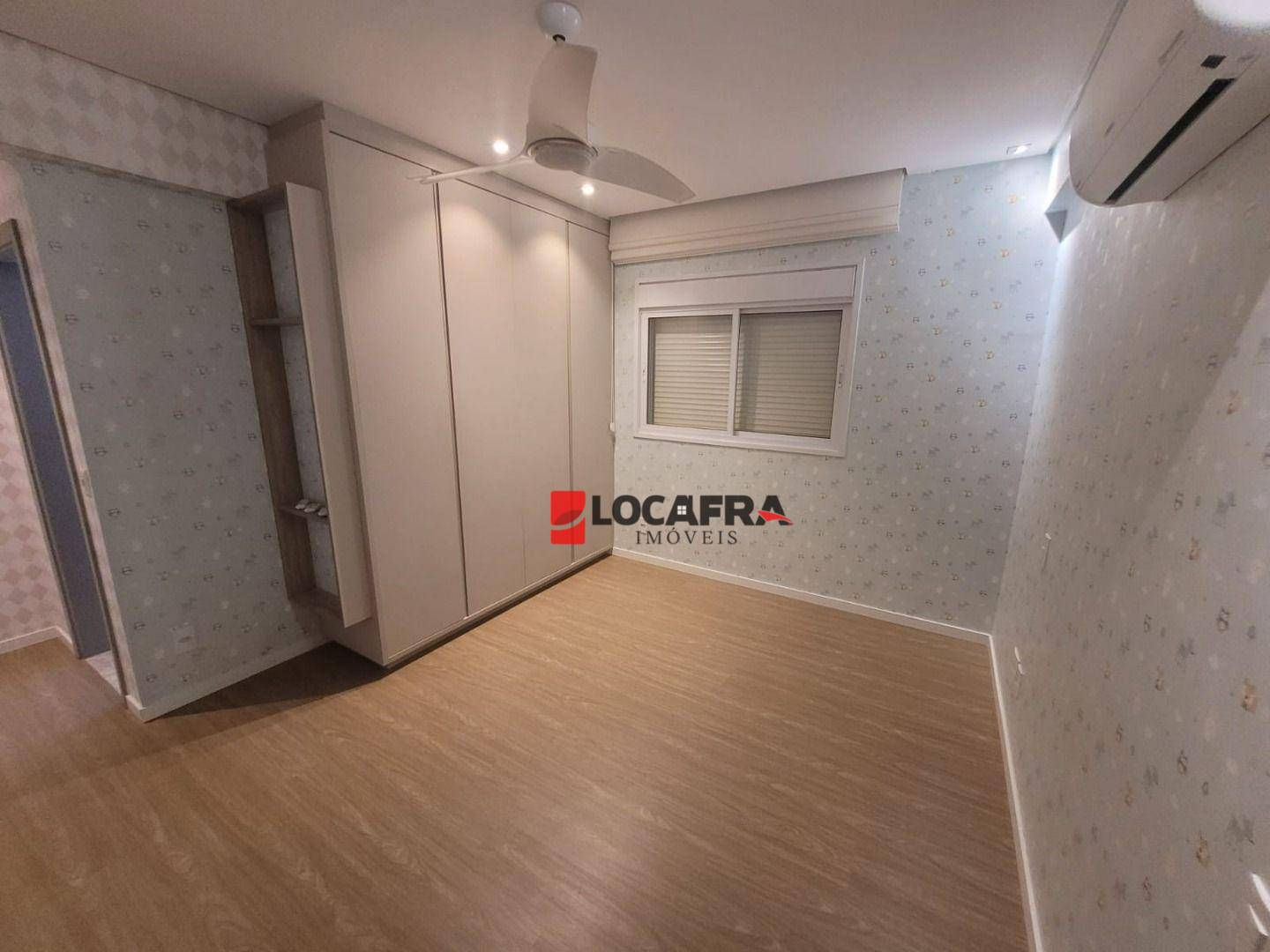 Apartamento à venda com 3 quartos, 245m² - Foto 47