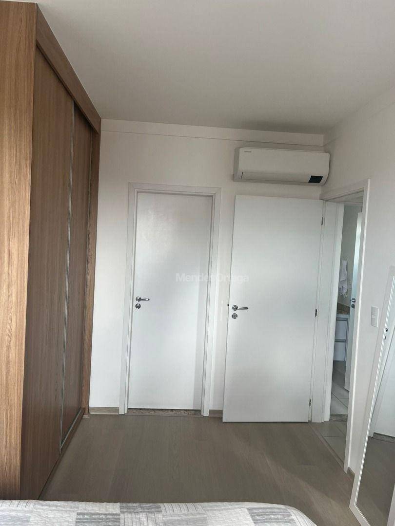 Apartamento para alugar com 2 quartos, 72m² - Foto 4