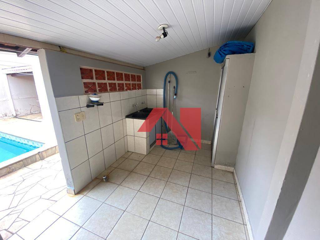 Casa de Condomínio à venda com 2 quartos, 180m² - Foto 4