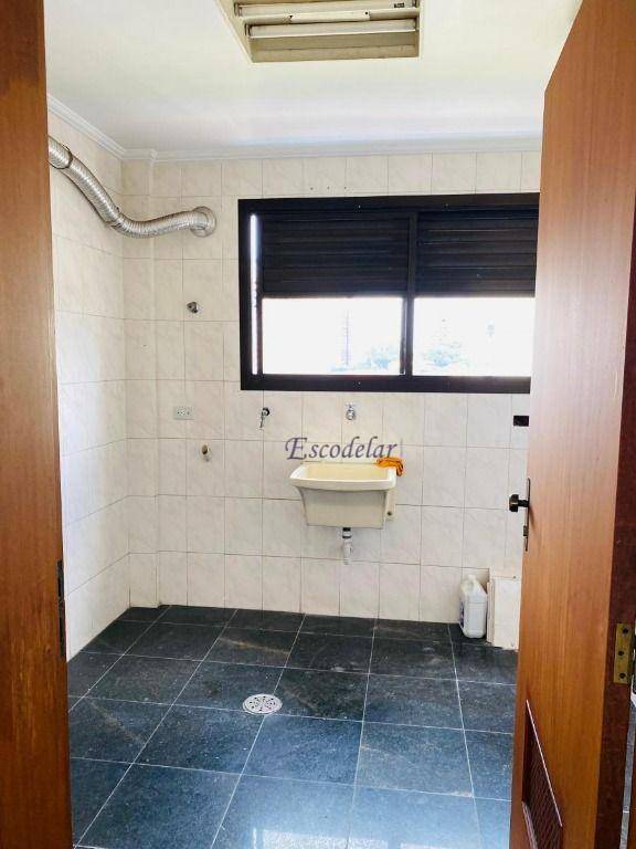 Apartamento à venda com 4 quartos, 207m² - Foto 7