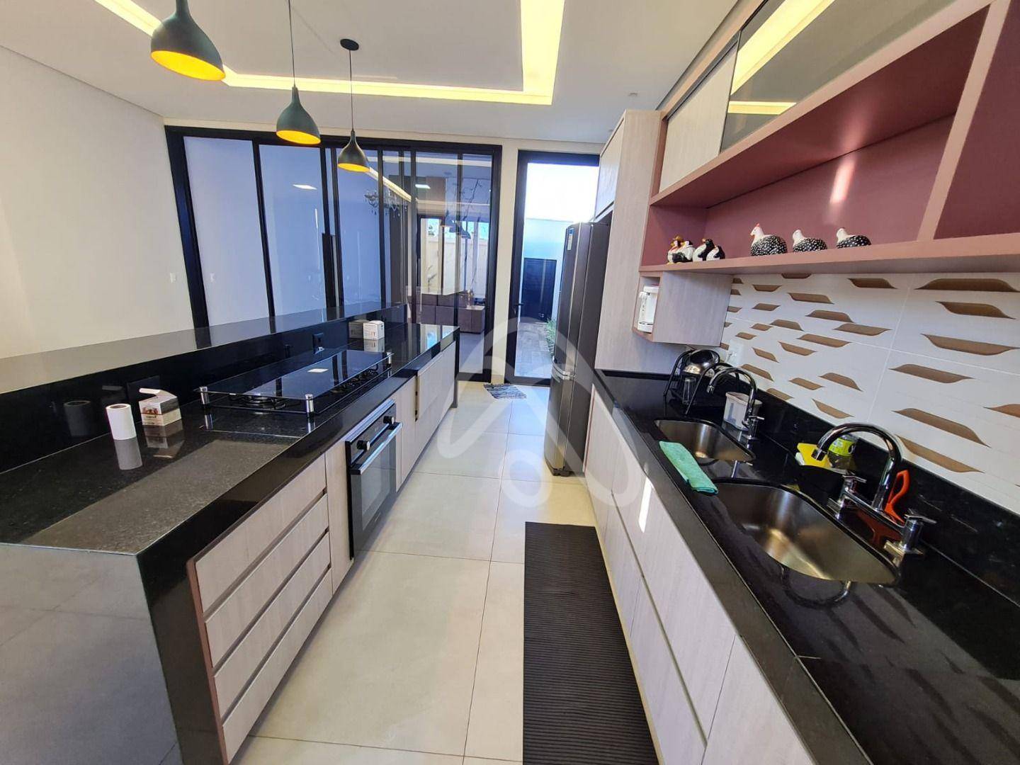 Sobrado à venda com 3 quartos, 225m² - Foto 24