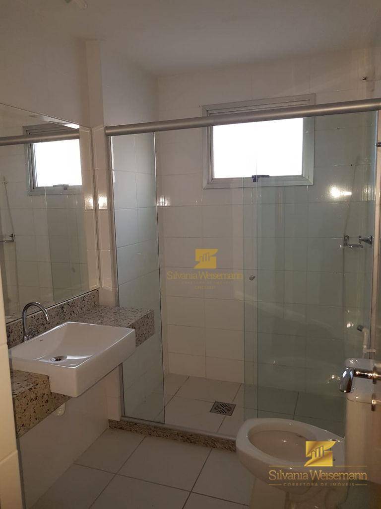 Apartamento à venda com 3 quartos, 96m² - Foto 8