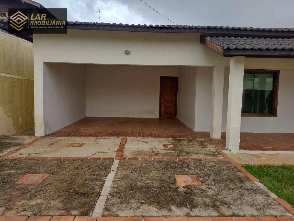 Casa para alugar com 3 quartos, 180m² - Foto 13