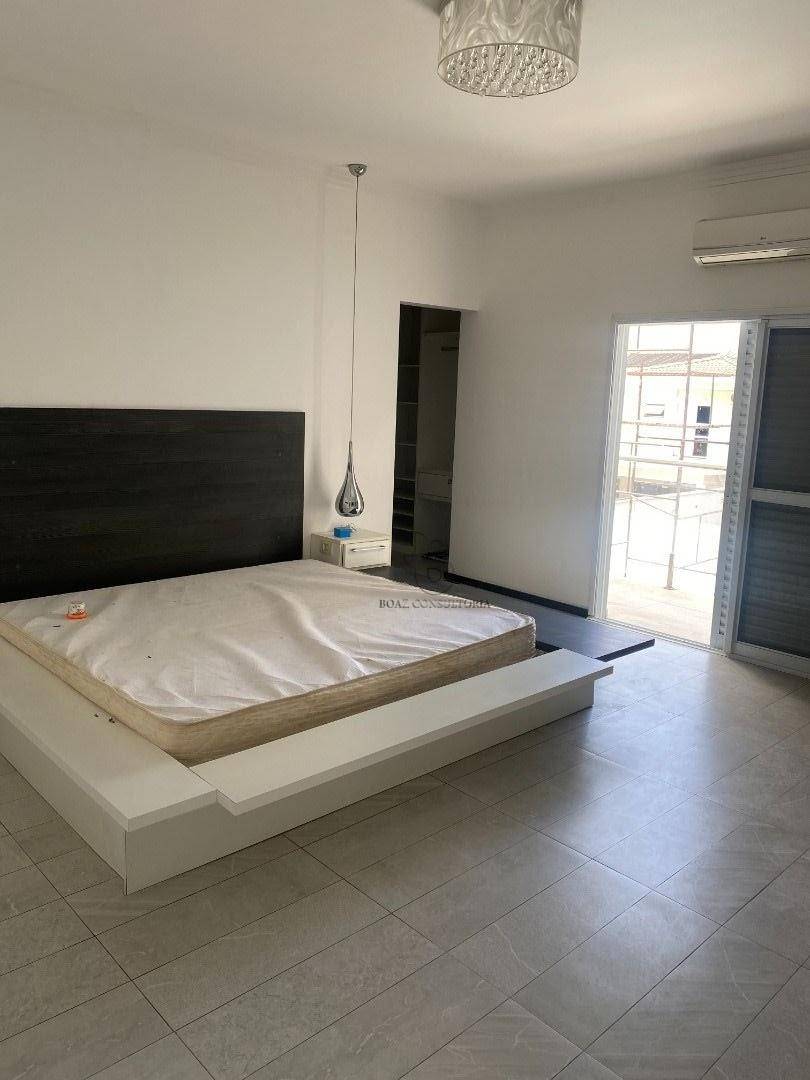 Sobrado à venda com 4 quartos, 500m² - Foto 9