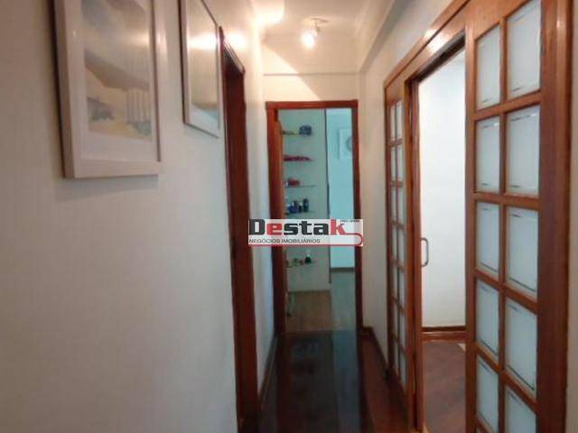 Apartamento à venda com 4 quartos, 235m² - Foto 2