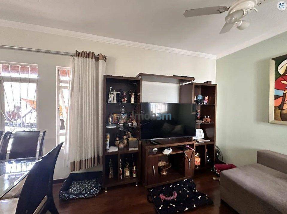 Casa à venda com 3 quartos, 196m² - Foto 8