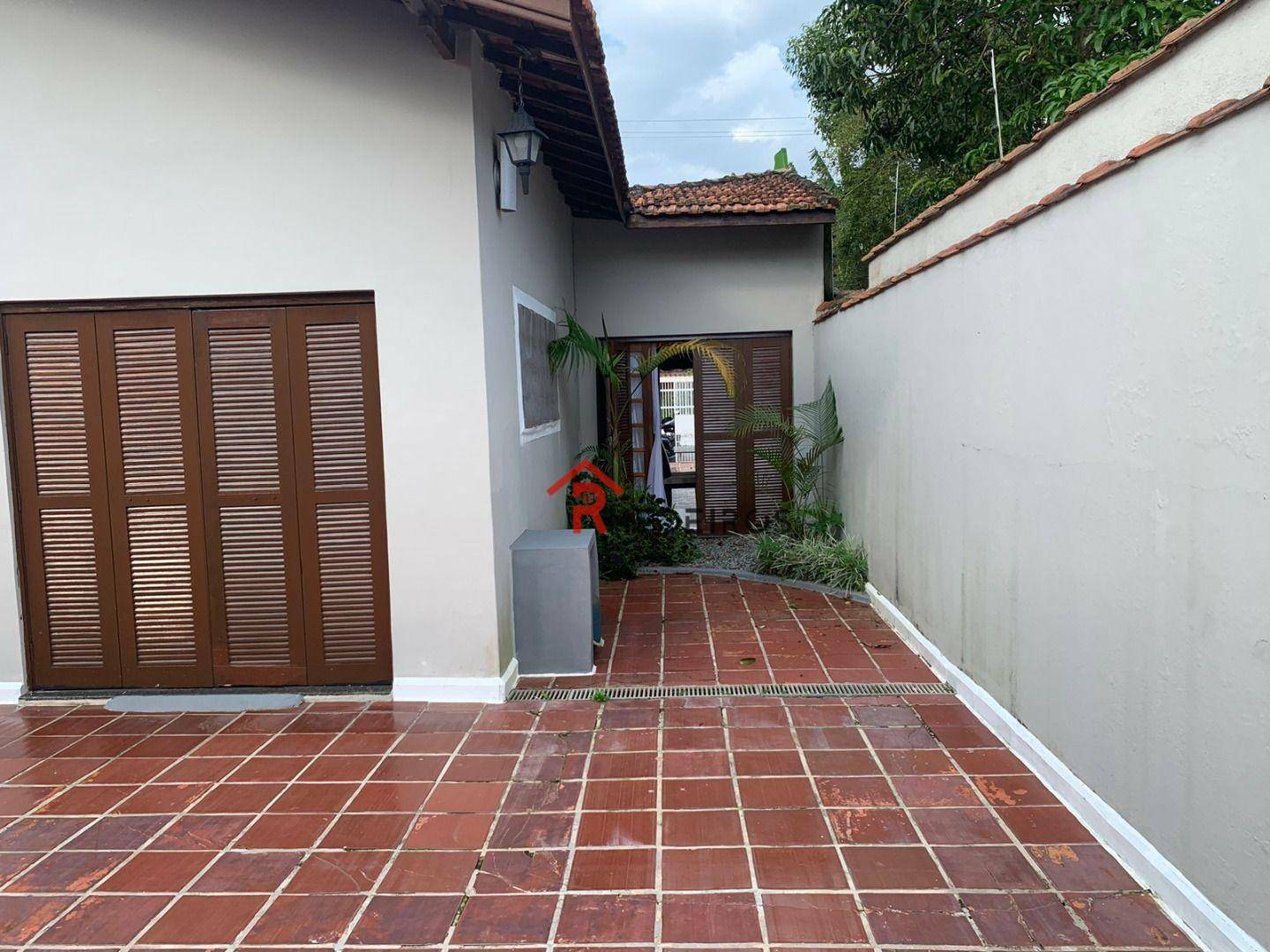 Casa à venda com 2 quartos, 100m² - Foto 32