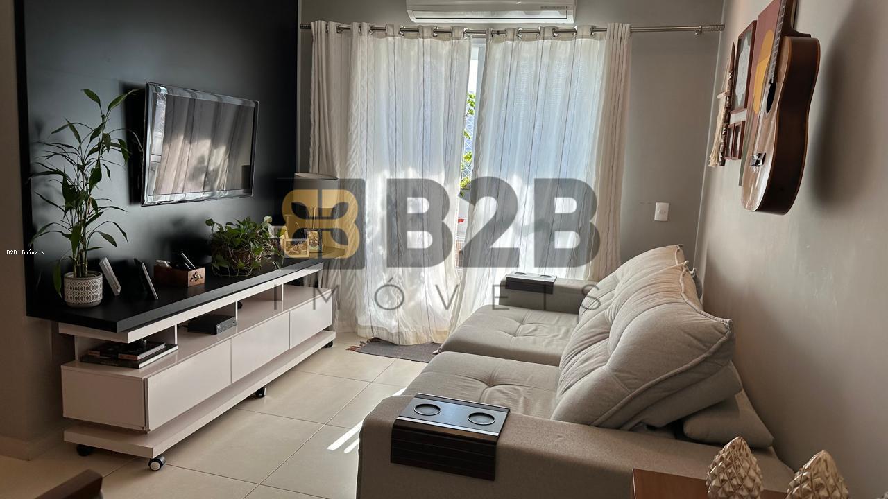 Apartamento à venda com 3 quartos, 85m² - Foto 1