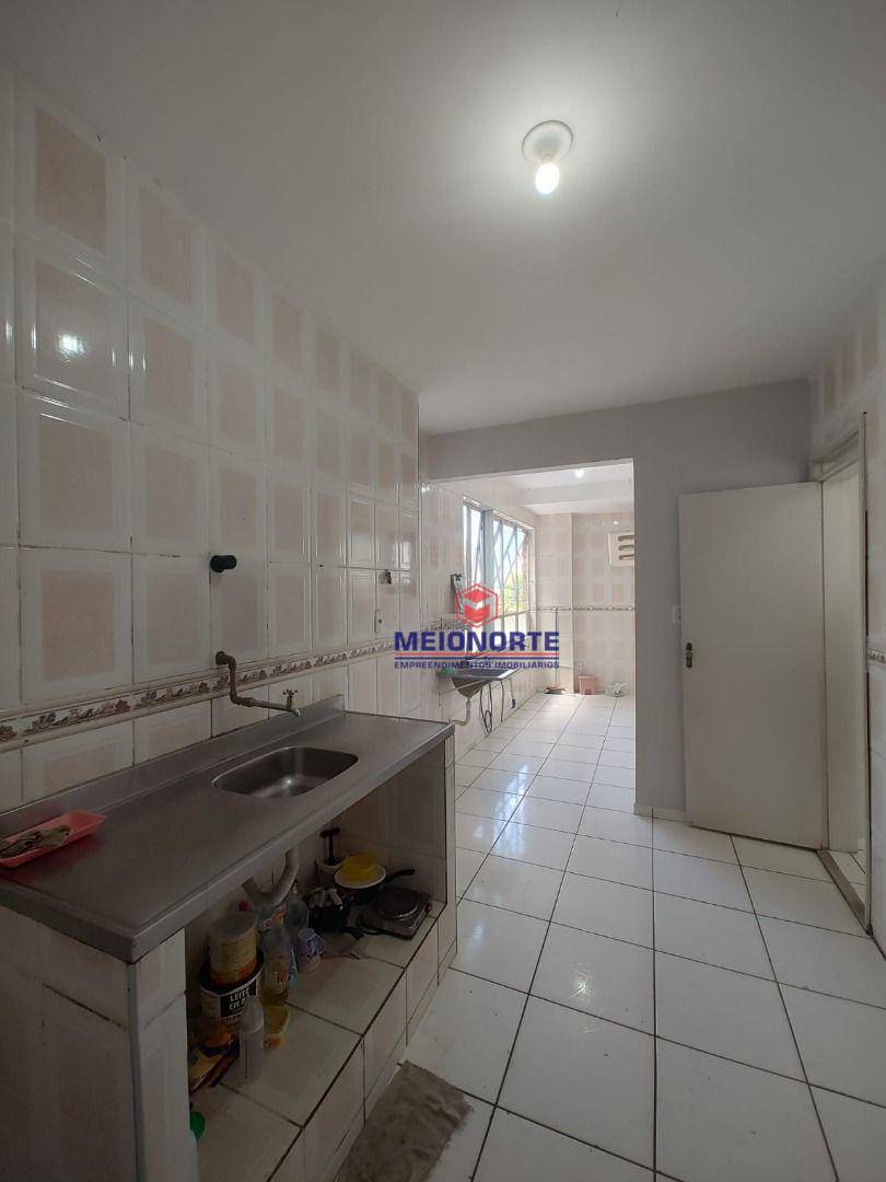 Apartamento à venda com 3 quartos, 92m² - Foto 4