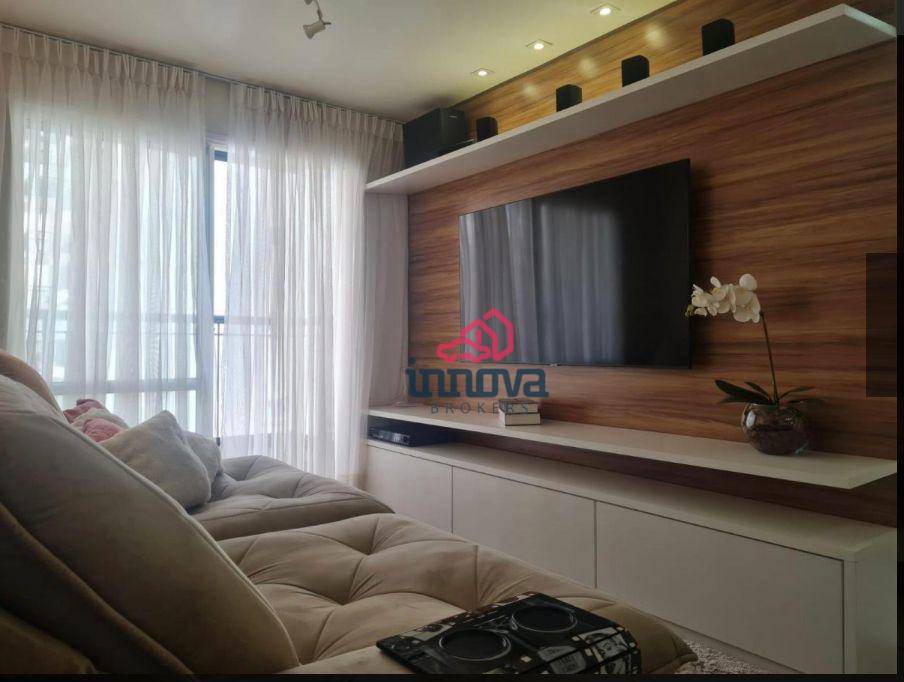 Apartamento à venda com 2 quartos, 68m² - Foto 2