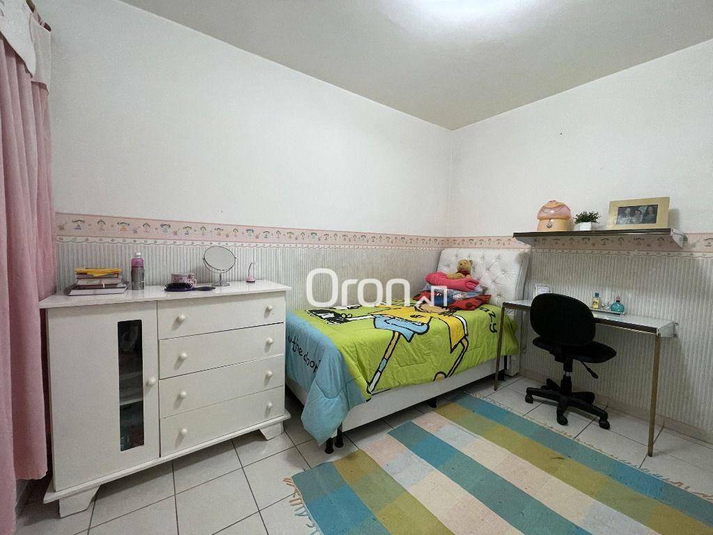 Apartamento à venda com 2 quartos, 62m² - Foto 9