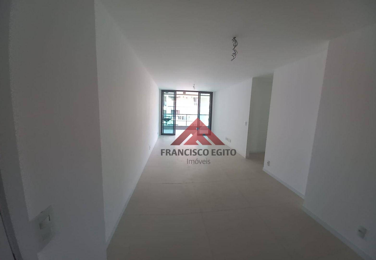 Apartamento à venda com 3 quartos, 107m² - Foto 8