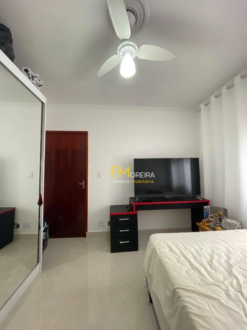 Casa à venda com 2 quartos, 130m² - Foto 9