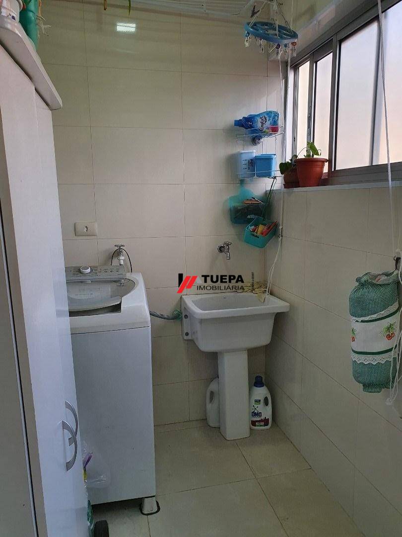 Apartamento à venda com 2 quartos, 68m² - Foto 35