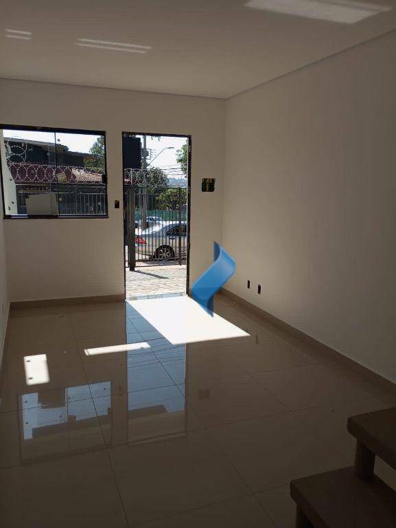 Casa à venda com 2 quartos, 62m² - Foto 14