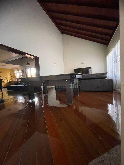 Casa à venda com 5 quartos, 300m² - Foto 8