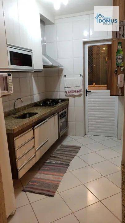 Apartamento à venda com 2 quartos, 67m² - Foto 7