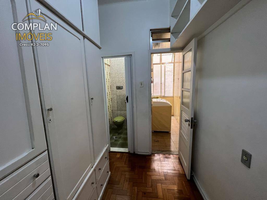 Apartamento à venda com 3 quartos, 160m² - Foto 25