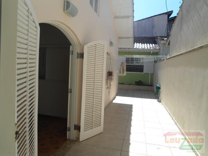 Casa à venda com 3 quartos, 350m² - Foto 16