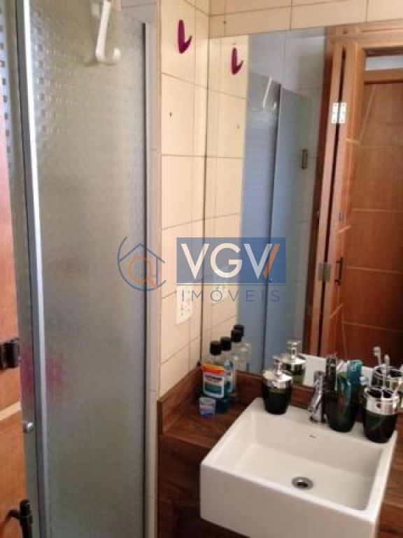 Apartamento à venda com 3 quartos, 65m² - Foto 4