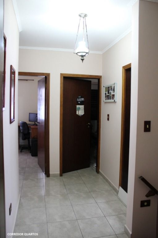 Sobrado à venda com 3 quartos, 295m² - Foto 11