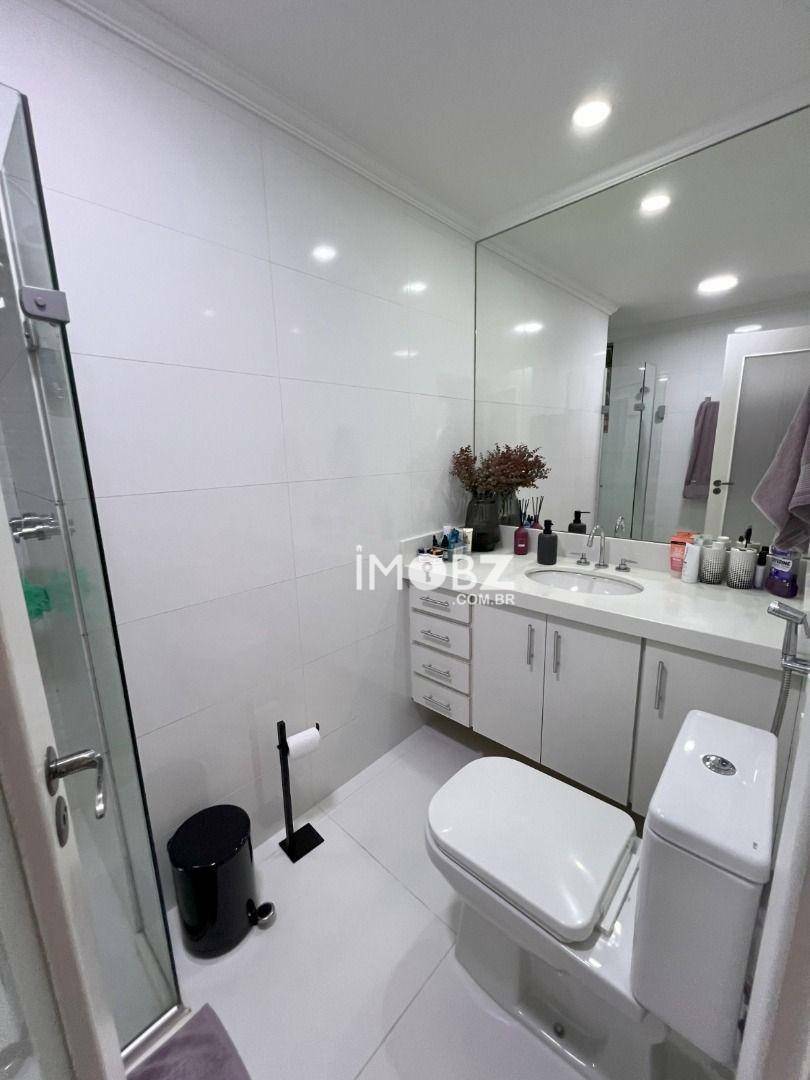 Apartamento à venda com 3 quartos, 110m² - Foto 7